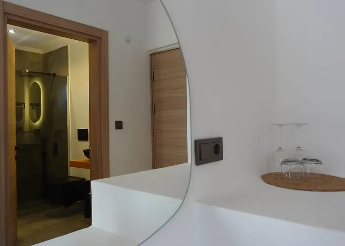 Tomsan & فندق اكياكا