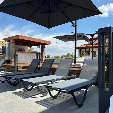 Tomsan Suites&villas