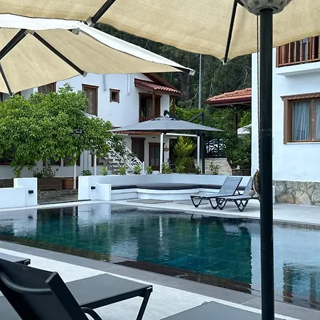 Tomsan Suites&villas