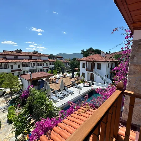 Tomsan & ホテル *