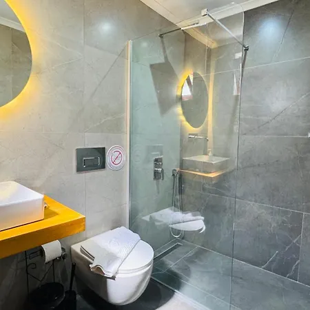 Tomsan & ホテル *