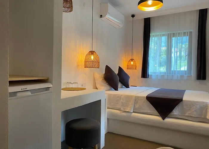 Tomsan Suites&villas Hotel *