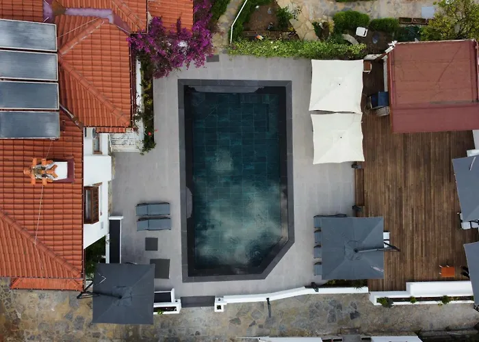 Hotel Tomsan Suites&villas *