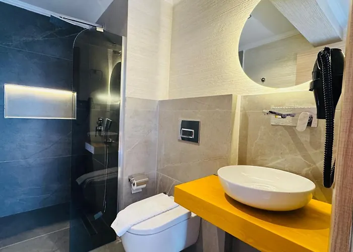 Hotel Tomsan Suites&villas