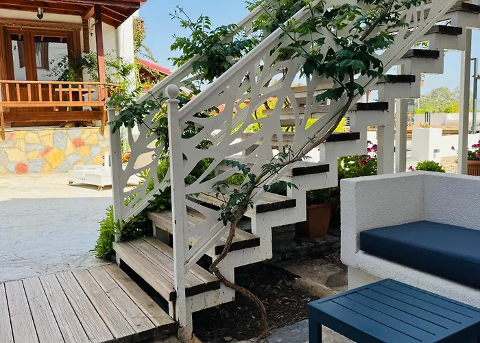 Tomsan Suites&villas *