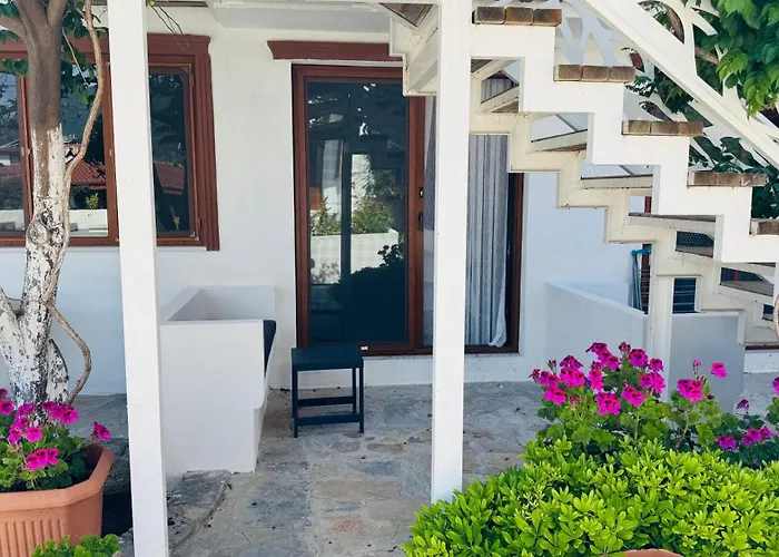 Hotel Tomsan Suites&villas